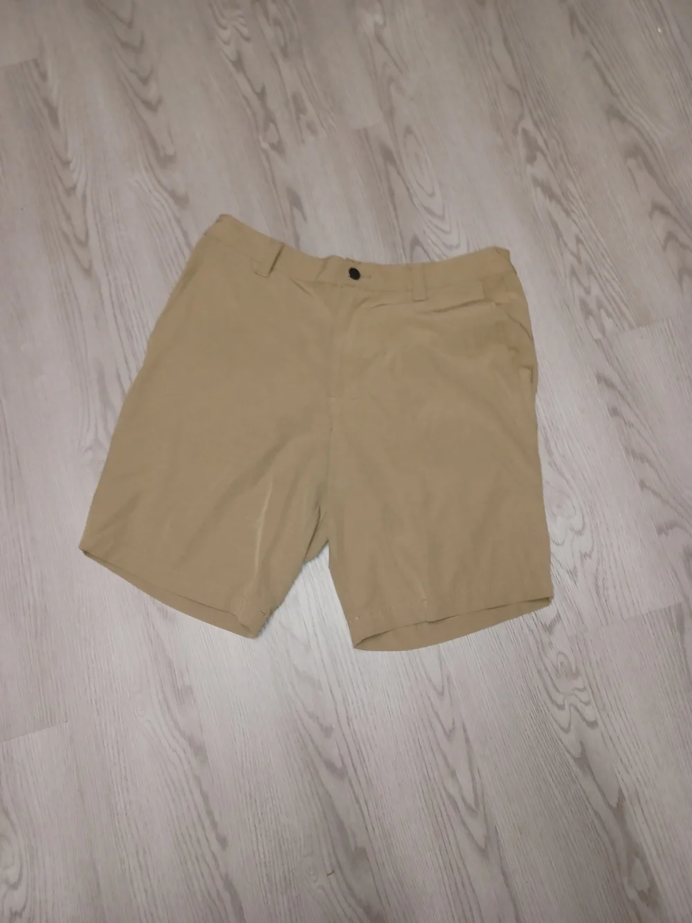 Banana Republic Men's Khaki Flat-Front Casual Shorts